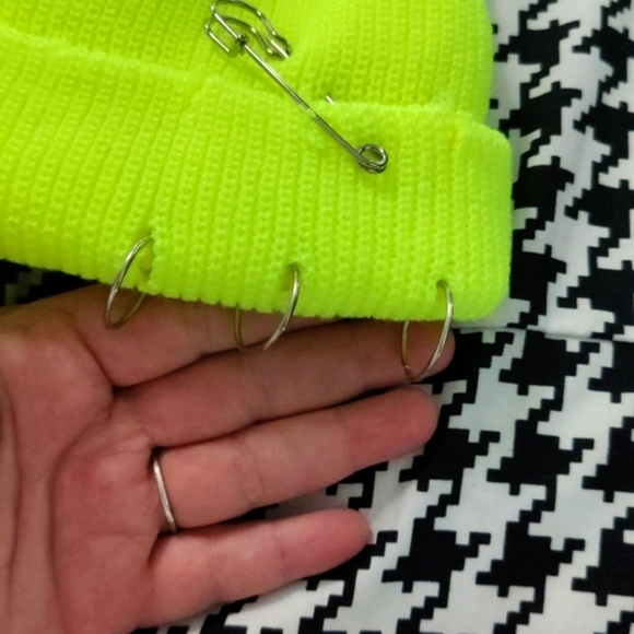 Neon yellow dolls kill punk beanie hat - Picture 3 of 10